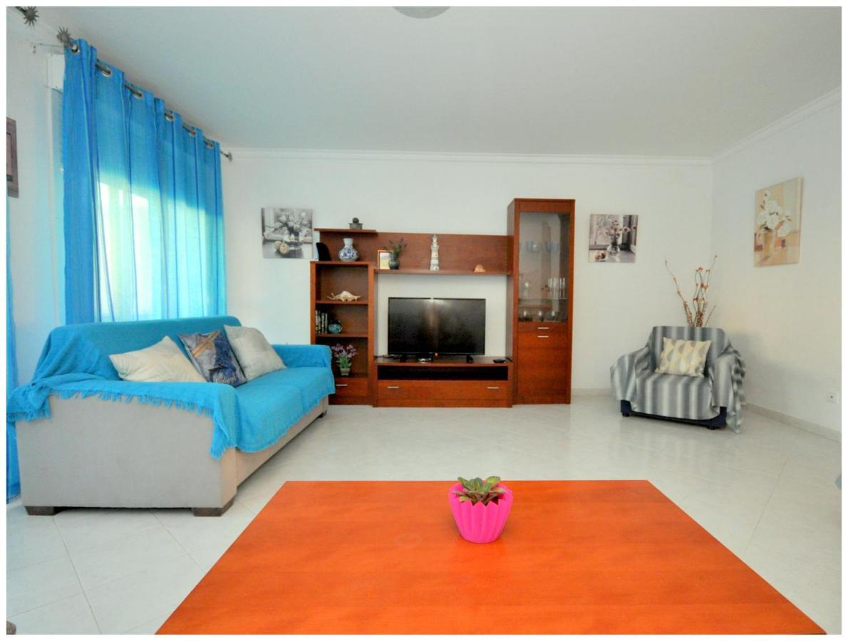 Apartamentos Capitolina Quarteira Eksteriør billede