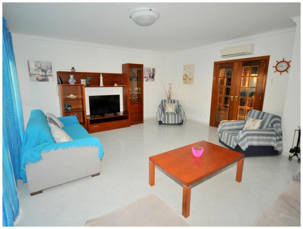 Apartamentos Capitolina Quarteira Eksteriør billede