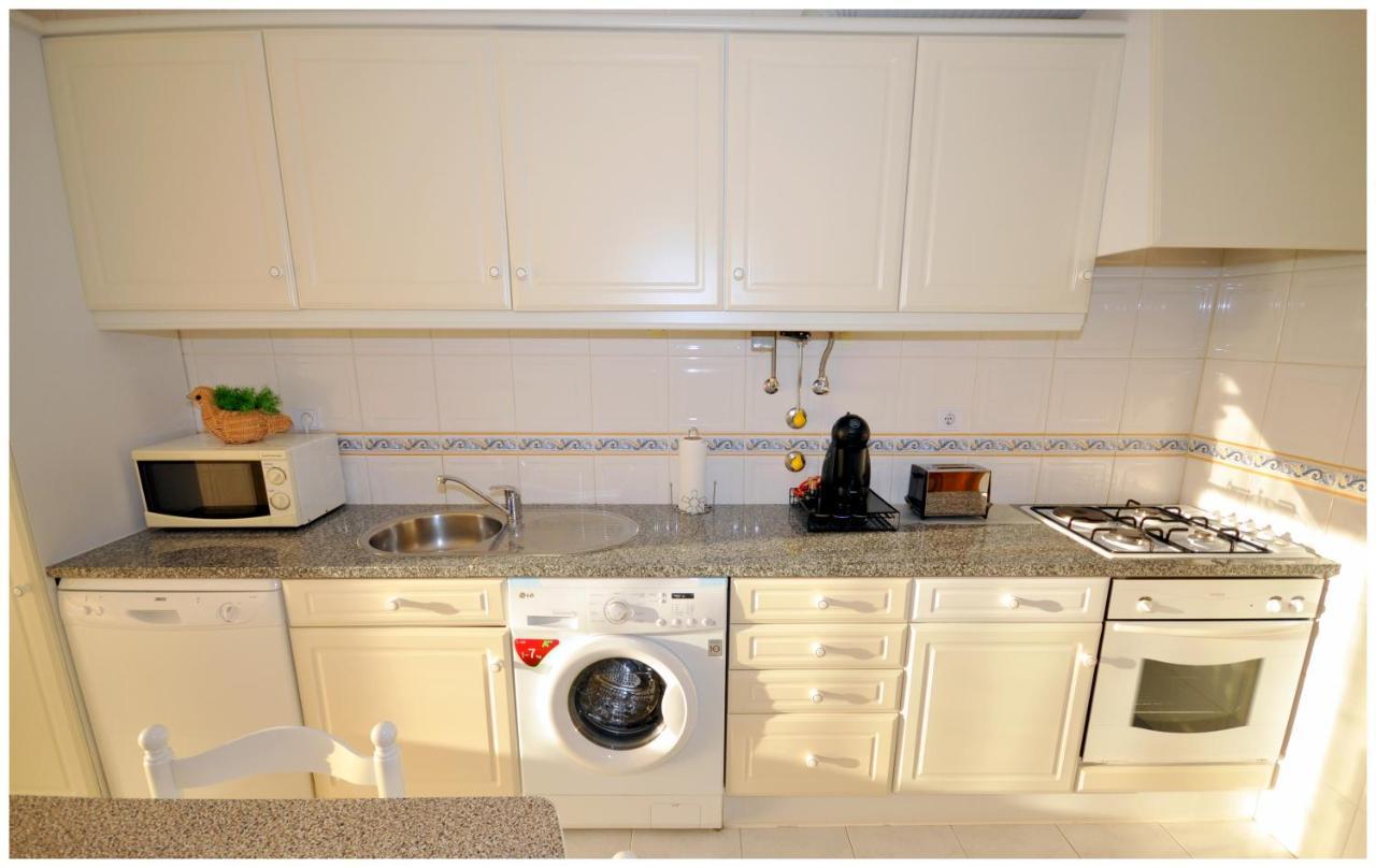 Apartamentos Capitolina Quarteira Eksteriør billede