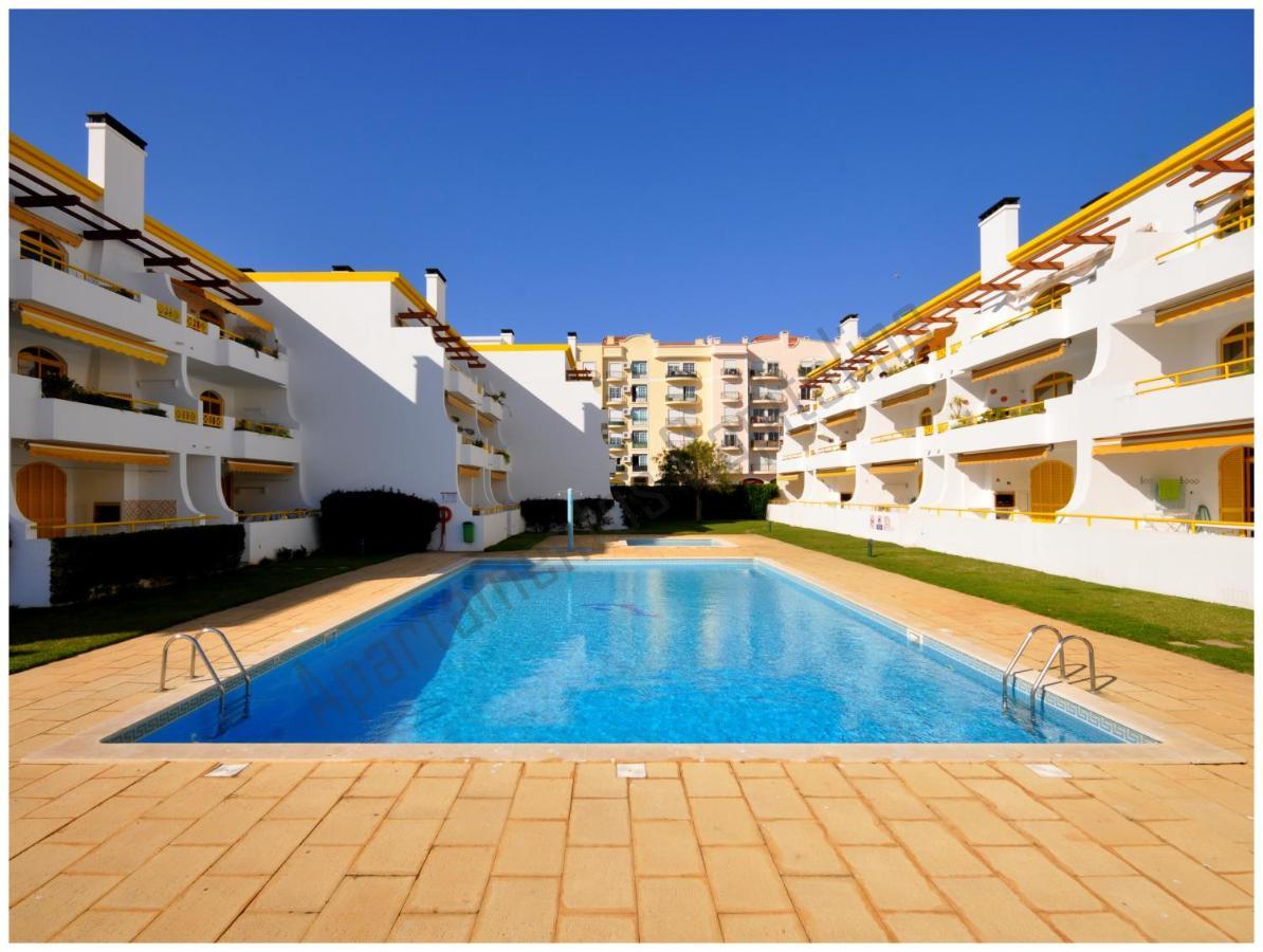 Apartamentos Capitolina Quarteira Eksteriør billede